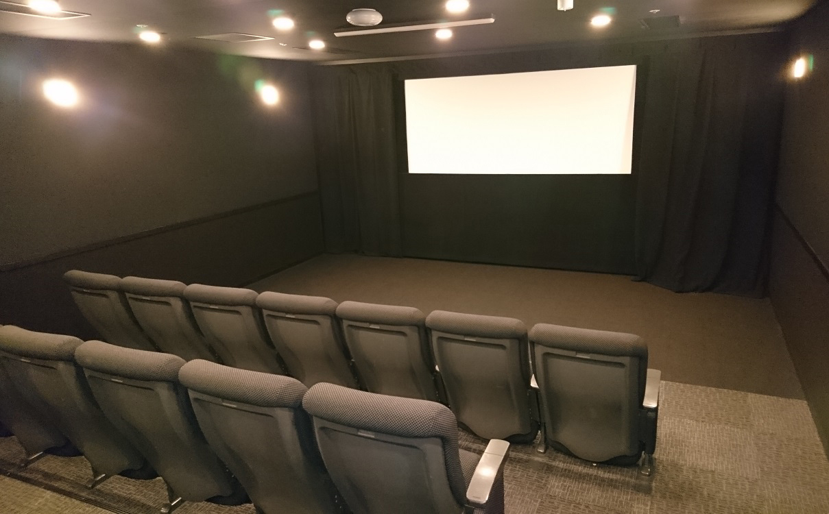 関西支社松竹 試写室 レンタルのご案内